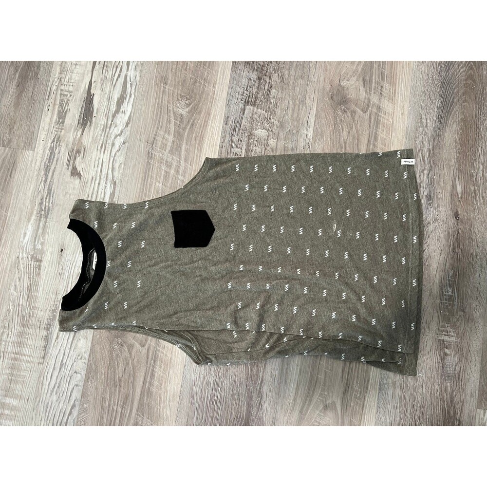 RVCA size Large Tank Top All over print Rv Va